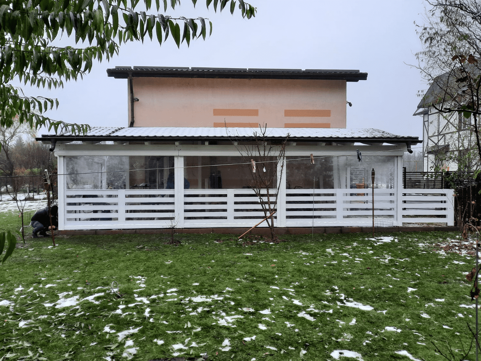 Despre noi – West Plast Distribution
